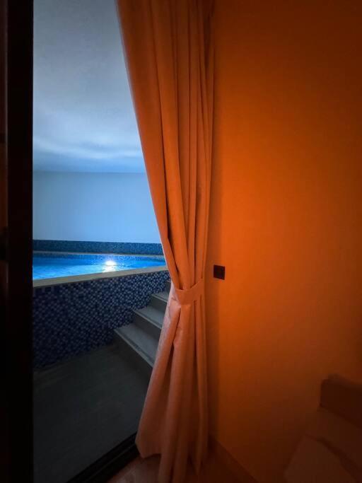 Luxurious Private Pool Apartment