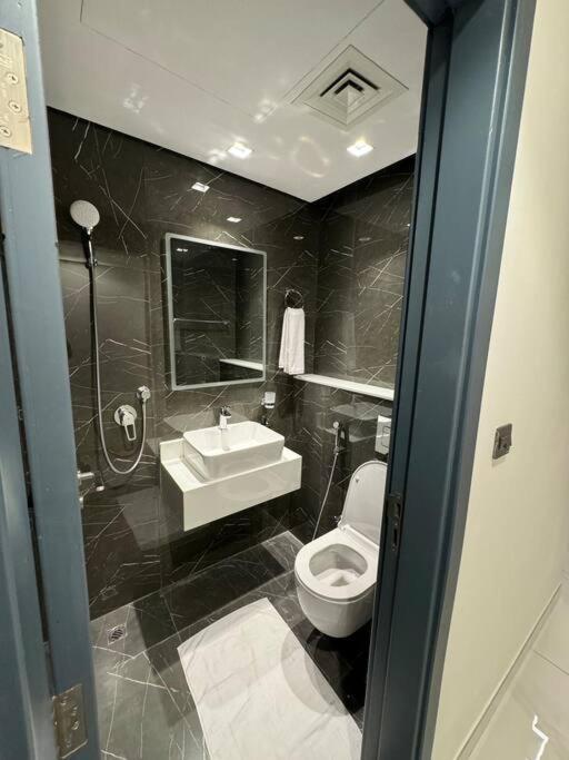 Luxurious Private Pool Apartment Dubai
