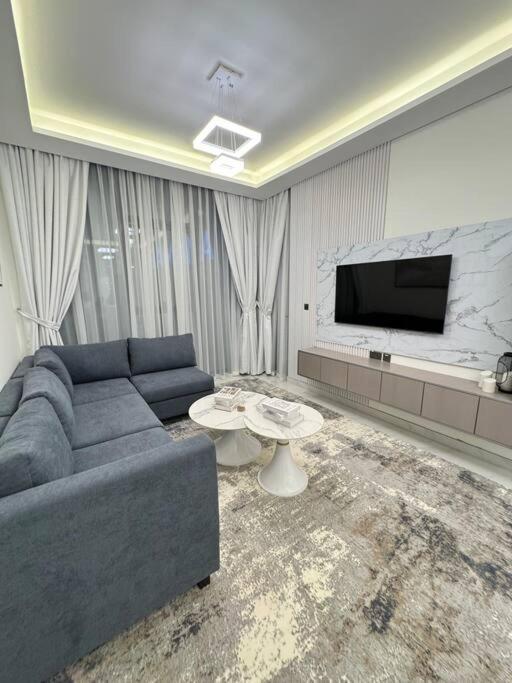 Luxurious Private Pool Apartment Dubai