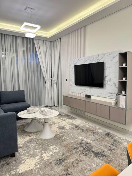 Luxurious Private Pool Apartment